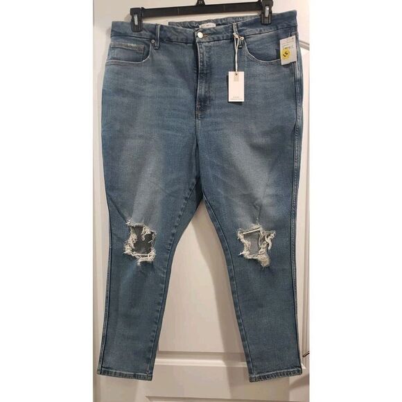 Good American‎ Good Curve Skinny Crop  Jeans Size 20 Distressed Denim NWT - Picture 1 of 7